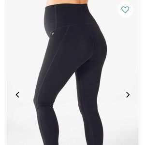 Fabletics marternity leggings